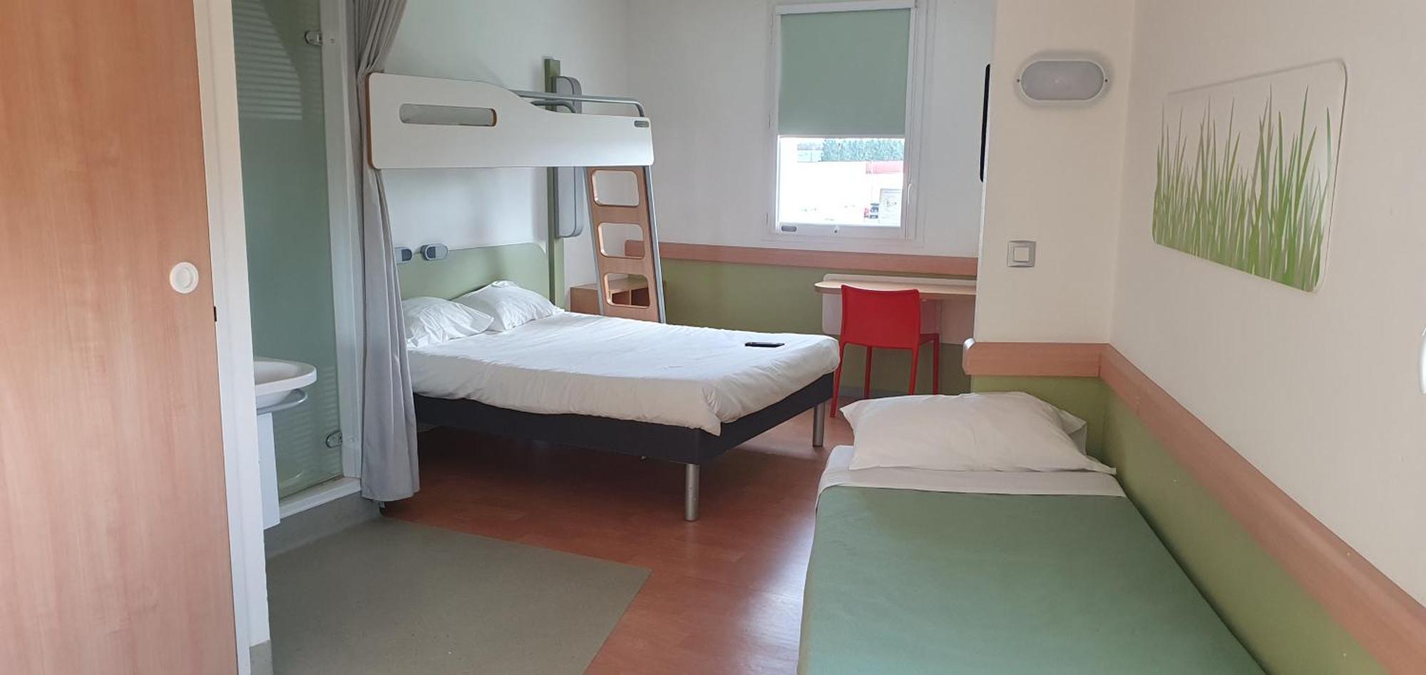 Ibis Budget Roanne Hotel Экстерьер фото