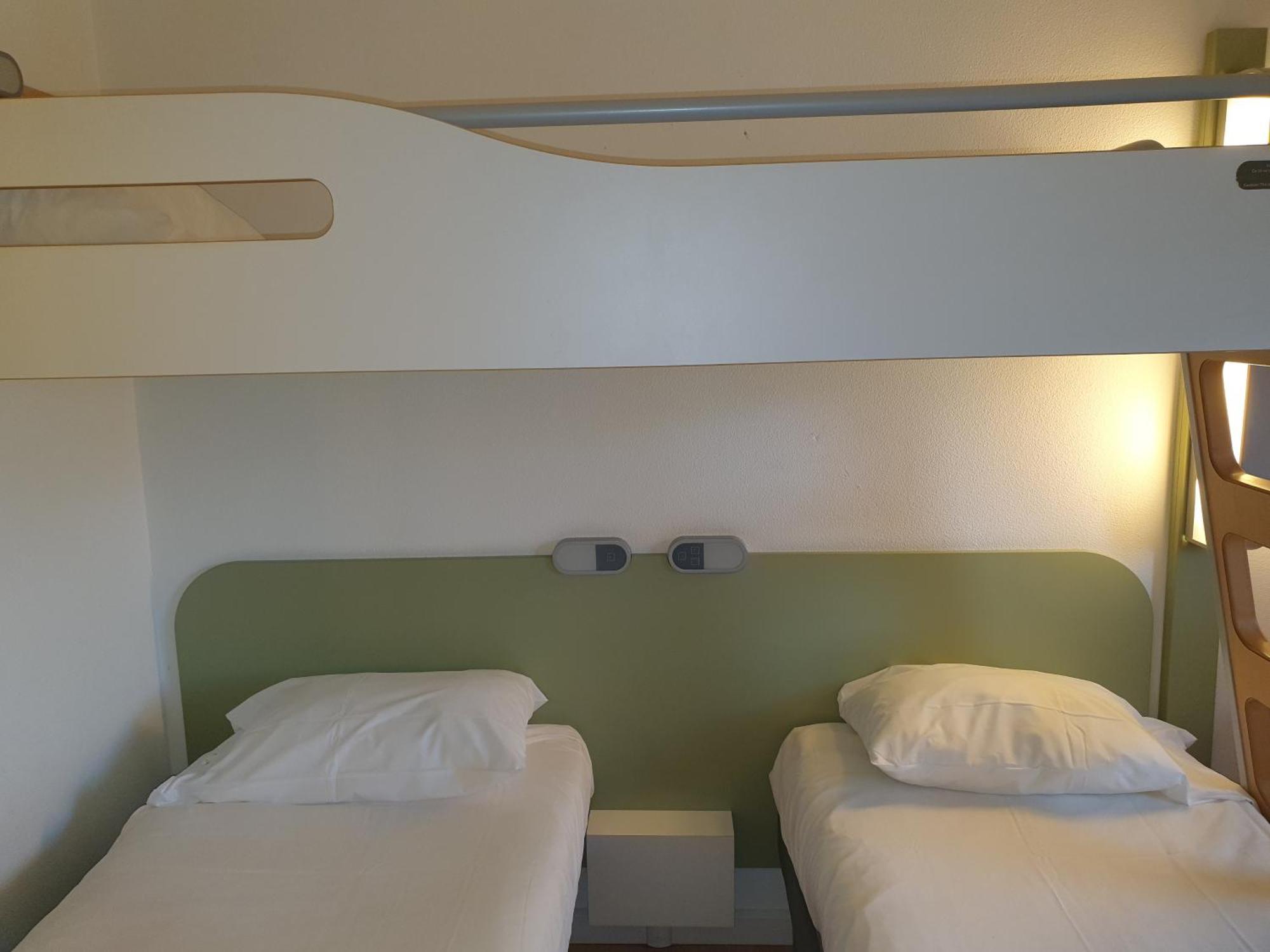 Ibis Budget Roanne Hotel Экстерьер фото