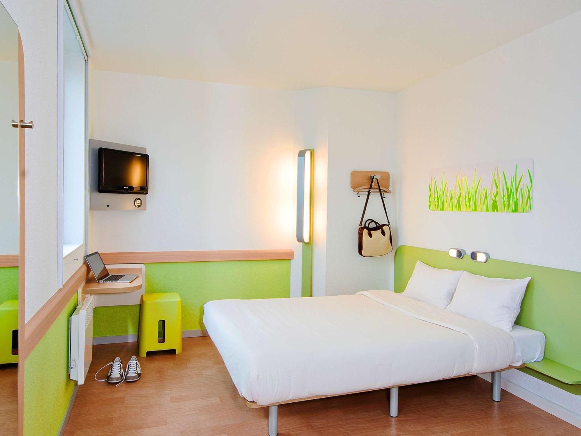 Ibis Budget Roanne Hotel Экстерьер фото