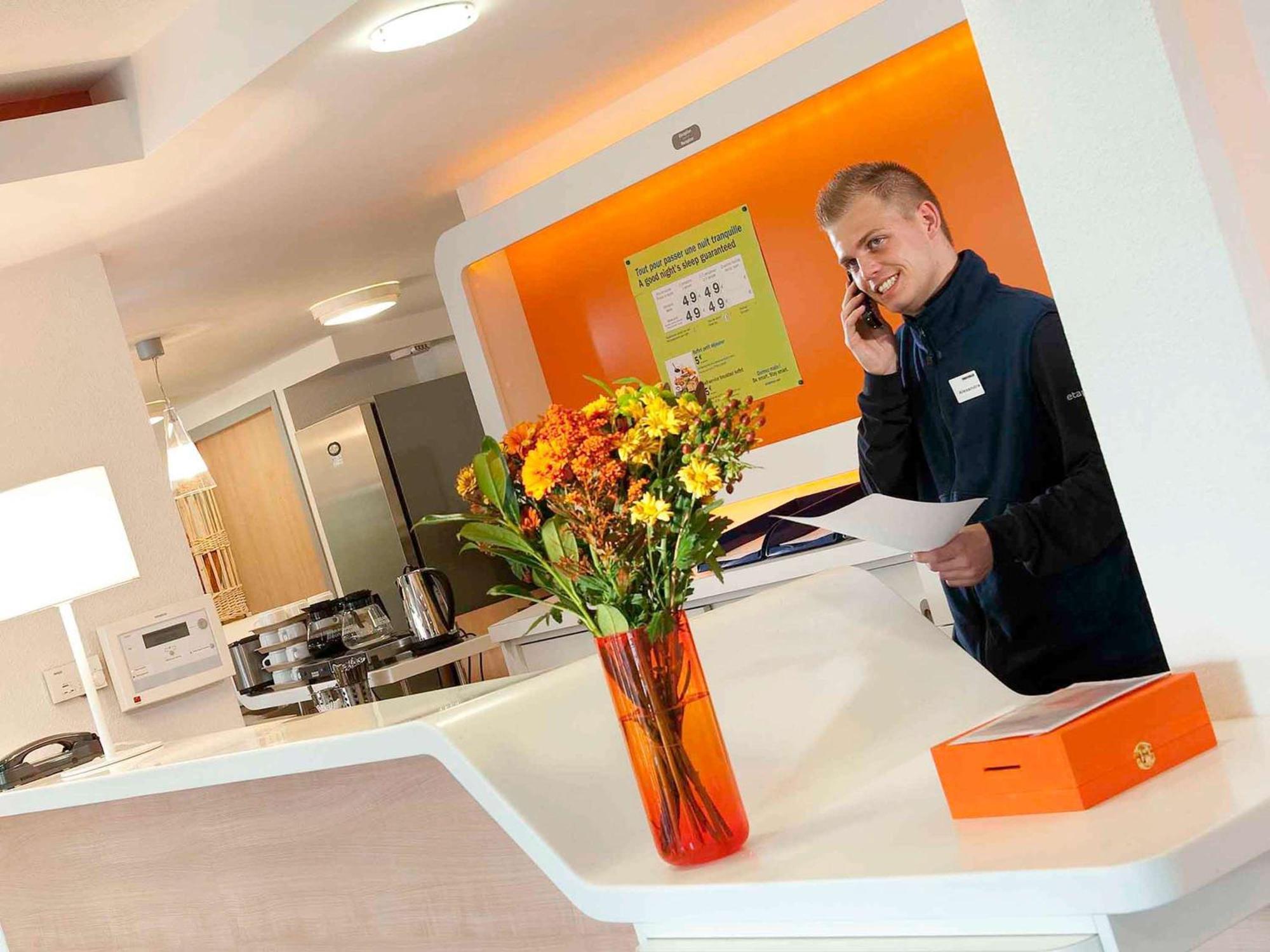 Ibis Budget Roanne Hotel Экстерьер фото