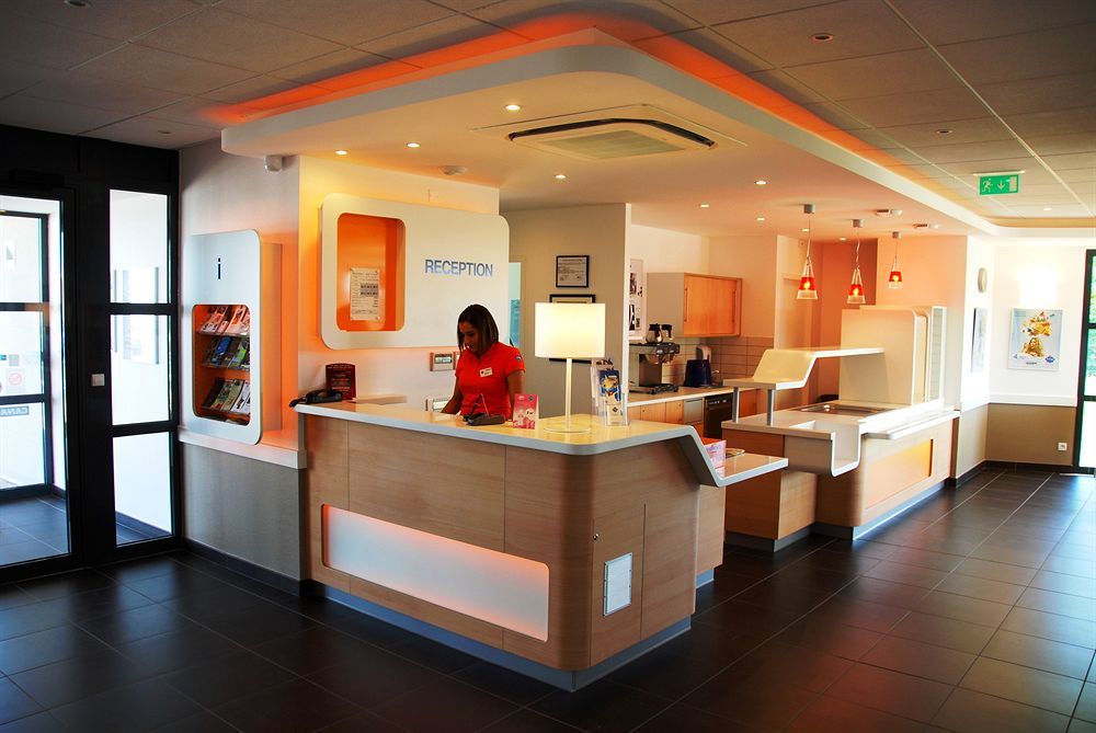 Ibis Budget Roanne Hotel Экстерьер фото